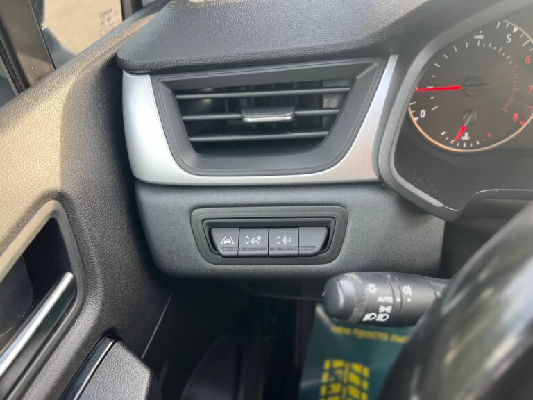 Captur