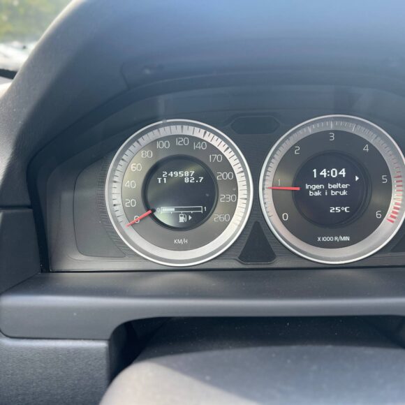  V70
