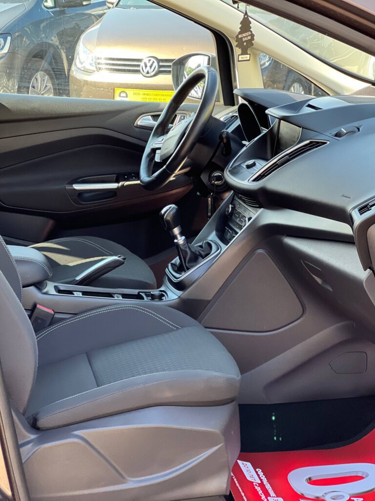  C-MAX