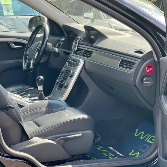  V70