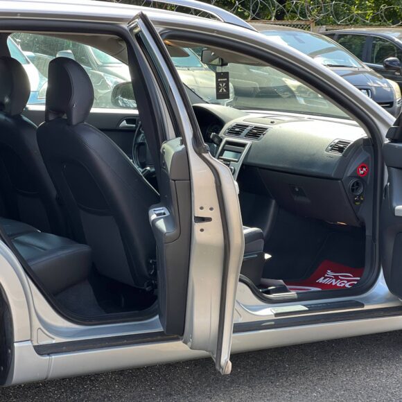 V50