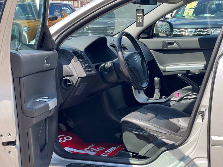  V50